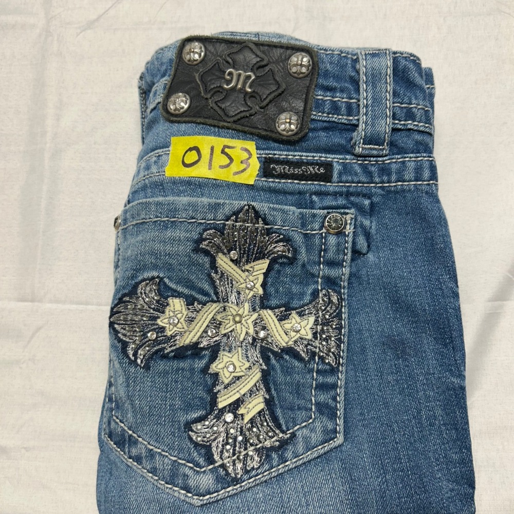 Miss Me Bootcut Jeans Blue Distressed Rhinestone Fleur De Lis Cross Size 26 - Picture 9 of 9